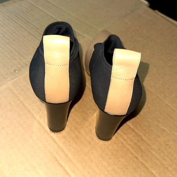 Via Spiga Women's Black Cream 4” Bootie Shoes Size 10 From Nordstrom - Picture 3 of 5